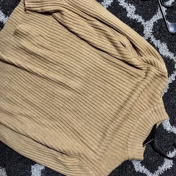 H&M Sweaters - H&M sweater